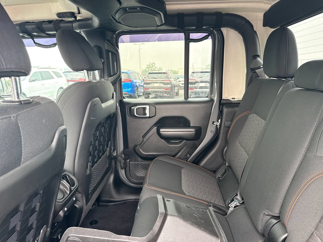 Used 2020 Jeep Gladiator Mojave w/ Cold Weather Group AWD/4WD image 13