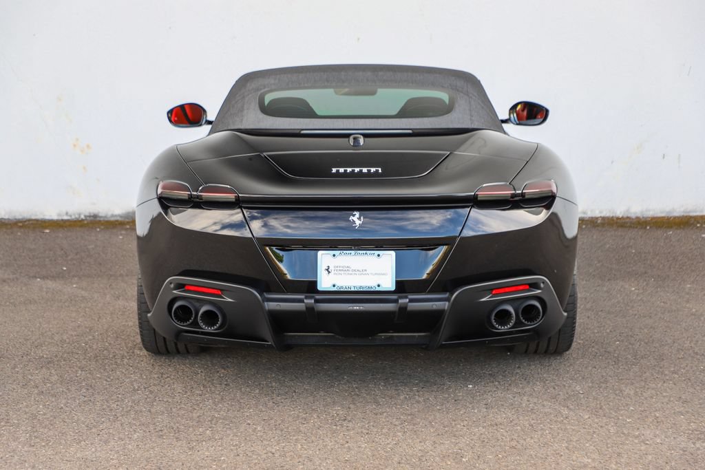 Certified 2025 Ferrari Roma Spider RWD image 31
