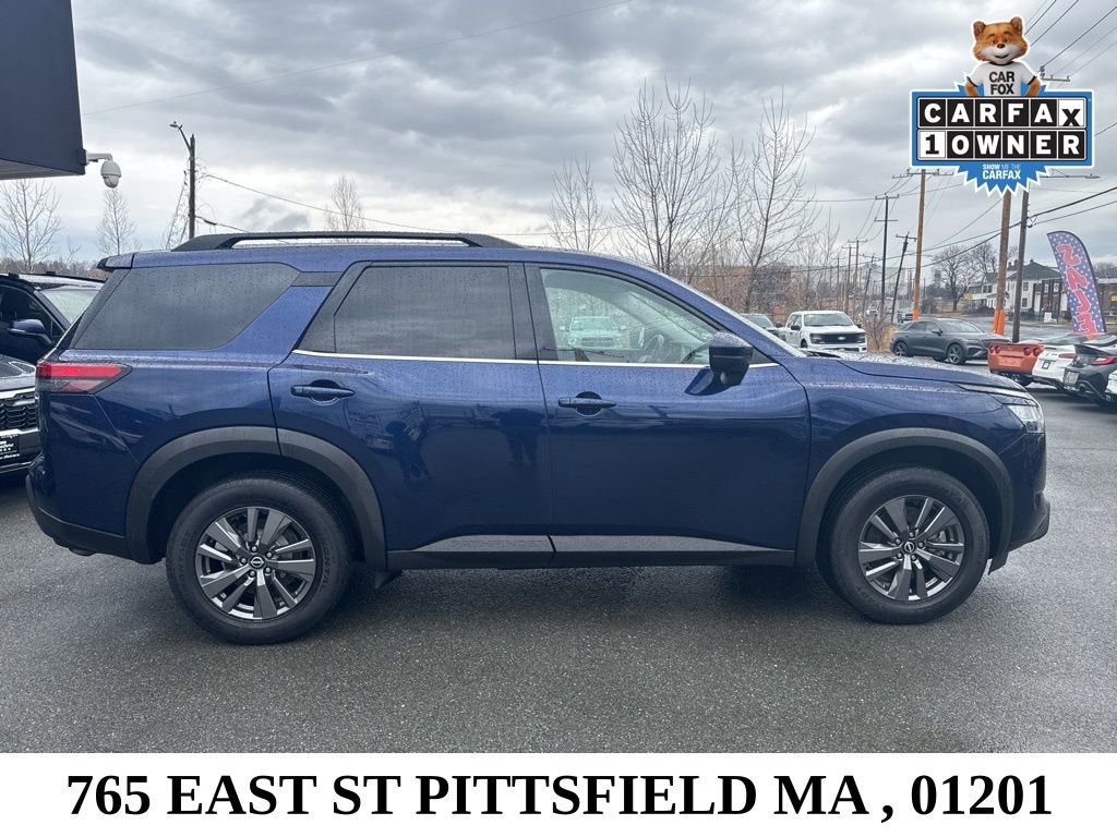 Used 2022 Nissan Pathfinder SV image 8