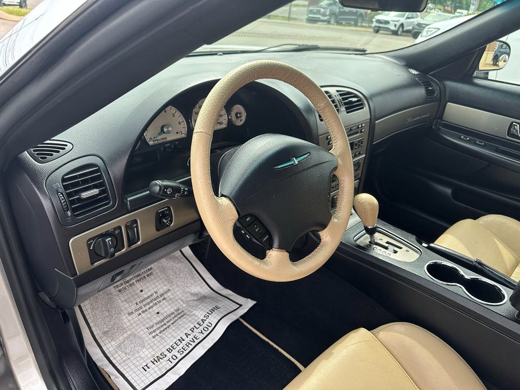 Used 2004 Ford Thunderbird RWD image 11