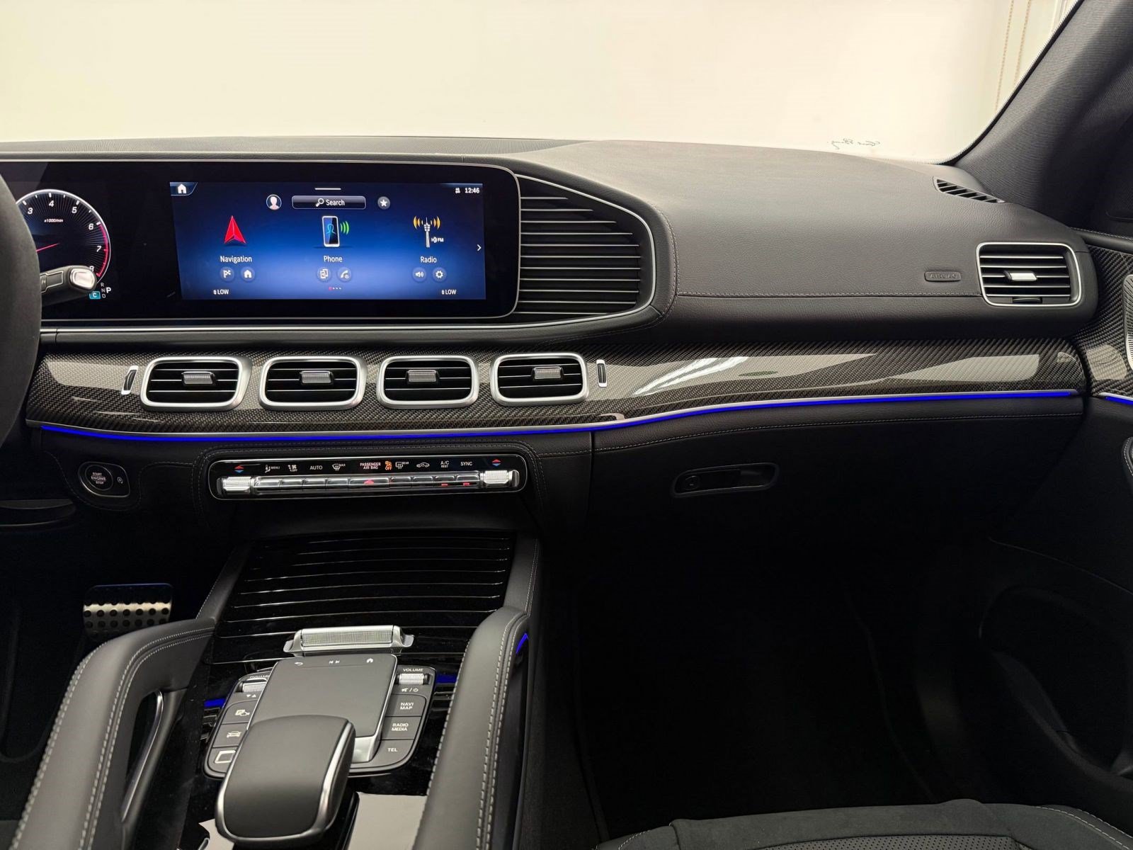 New 2026 Mercedes-Benz GLE 53 AMG 4MATIC Coupe image 24
