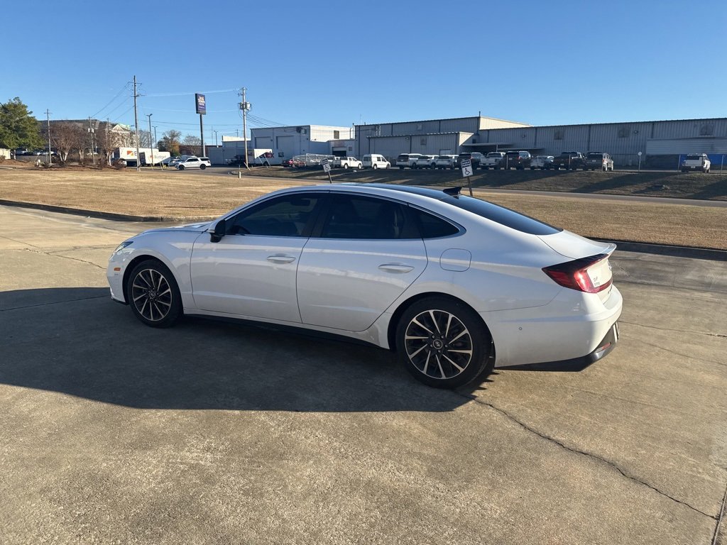 Used 2023 Hyundai Sonata Limited w/ Cargo Package image 10