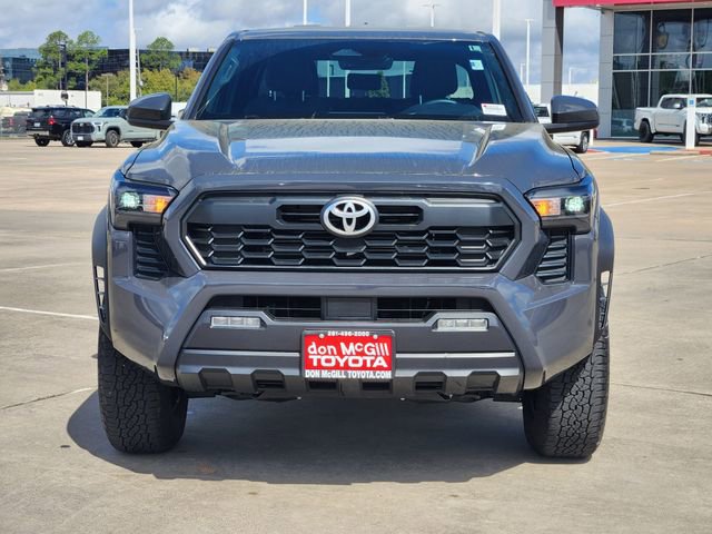 Certified 2025 Toyota Tacoma TRD Off-Road AWD/4WD image 2