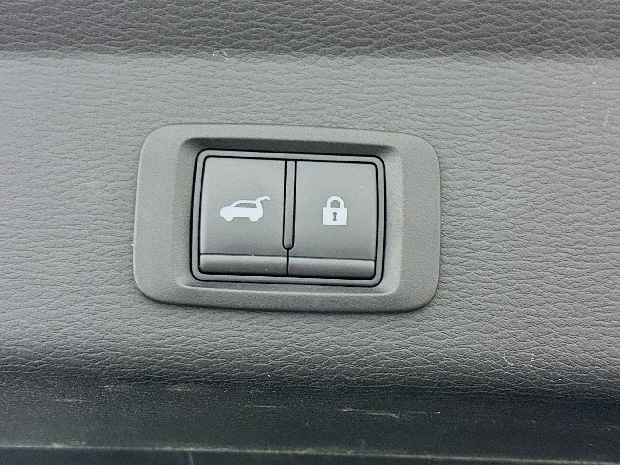 Used 2024 Mitsubishi Outlander SE AWD/4WD image 32