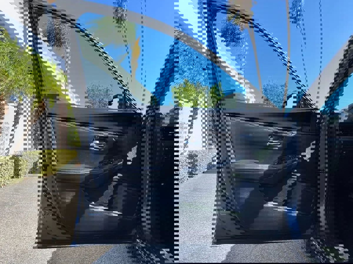 Used 2023 Nissan Sentra SV image 16