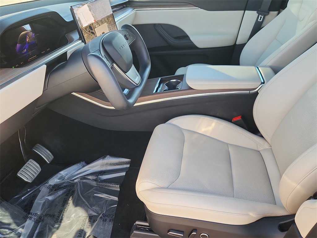 Used 2022 Tesla Model X image 7