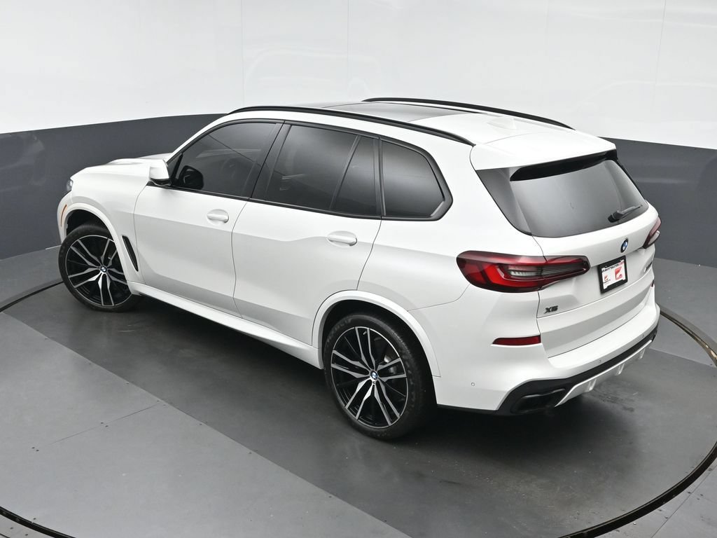 Used 2022 BMW X5 M50i w/ Executive Package AWD/4WD image 33