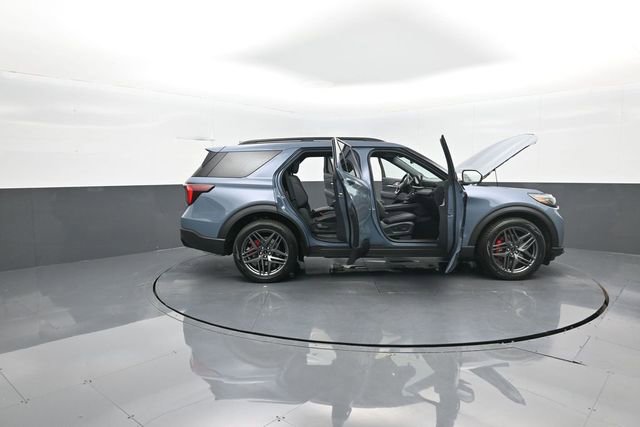 New 2026 Ford Explorer ST w/ Sun And Sound Package image 34