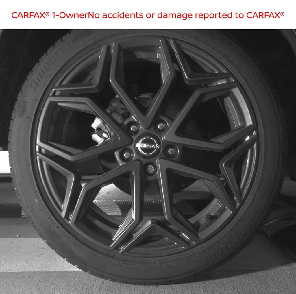 Used 2025 Nissan Kicks SR FWD image 14