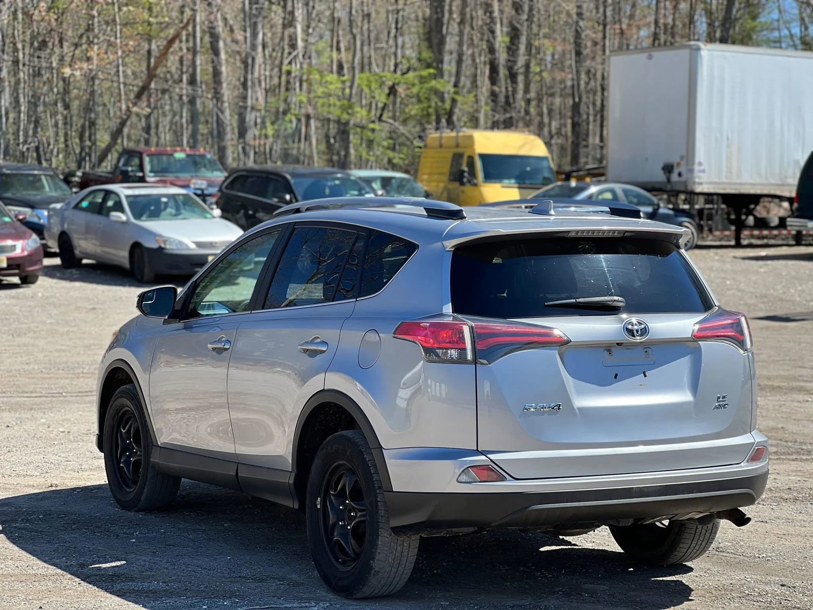 Used 2018 Toyota RAV4 LE w/ All Weather Liner Package AWD/4WD image 4