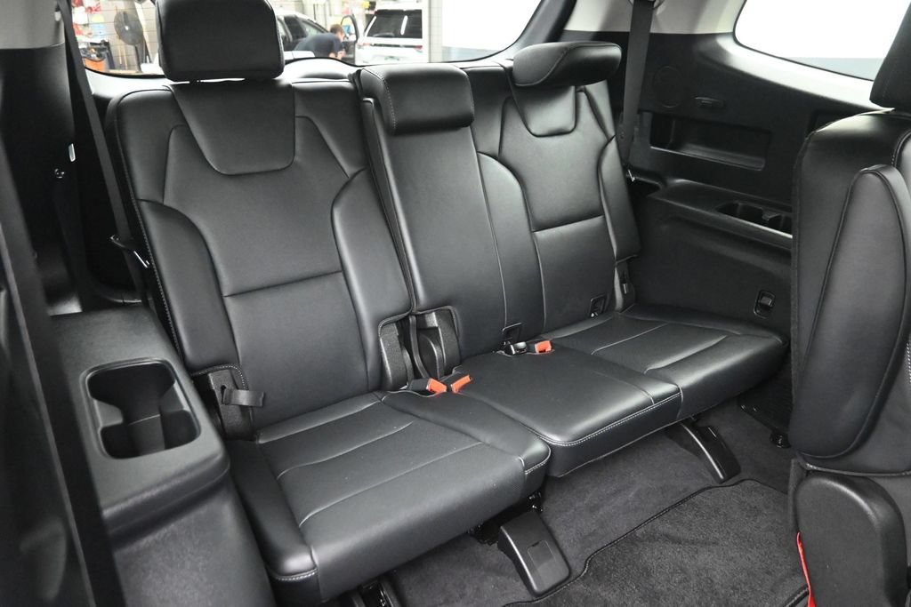 Used 2024 Kia Telluride S AWD/4WD image 11