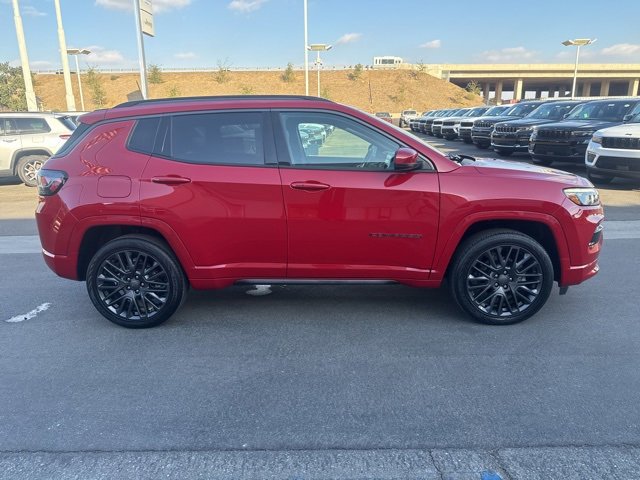 Certified 2022 Jeep Compass Limited w/ (RED) Package image 7
