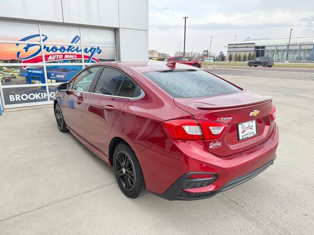 Used 2017 Chevrolet Cruze LT image 34