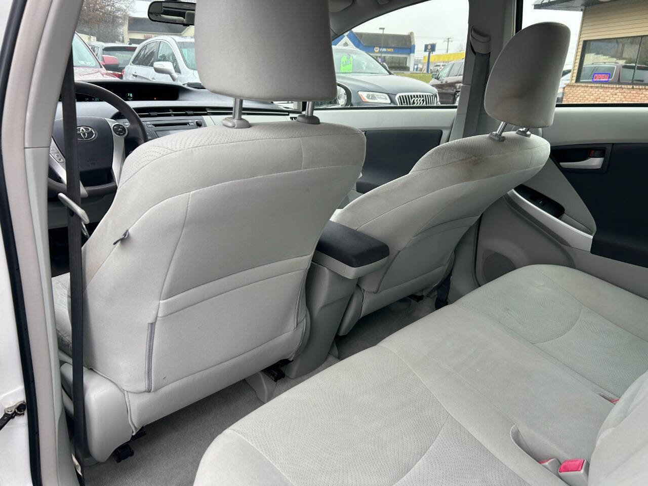 Used 2011 Toyota Prius Three image 18