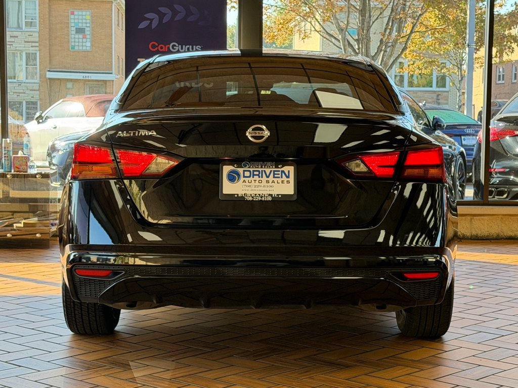 Used 2022 Nissan Altima 2.5 S FWD image 7