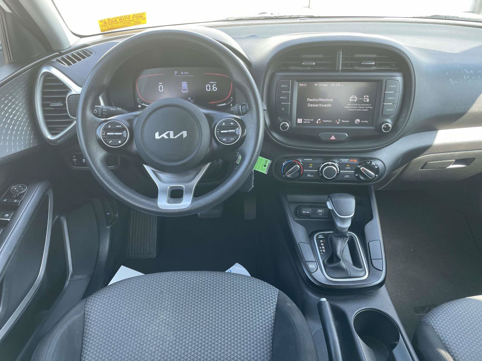 Used 2023 Kia Soul LX w/ LX Technology Package FWD image 10