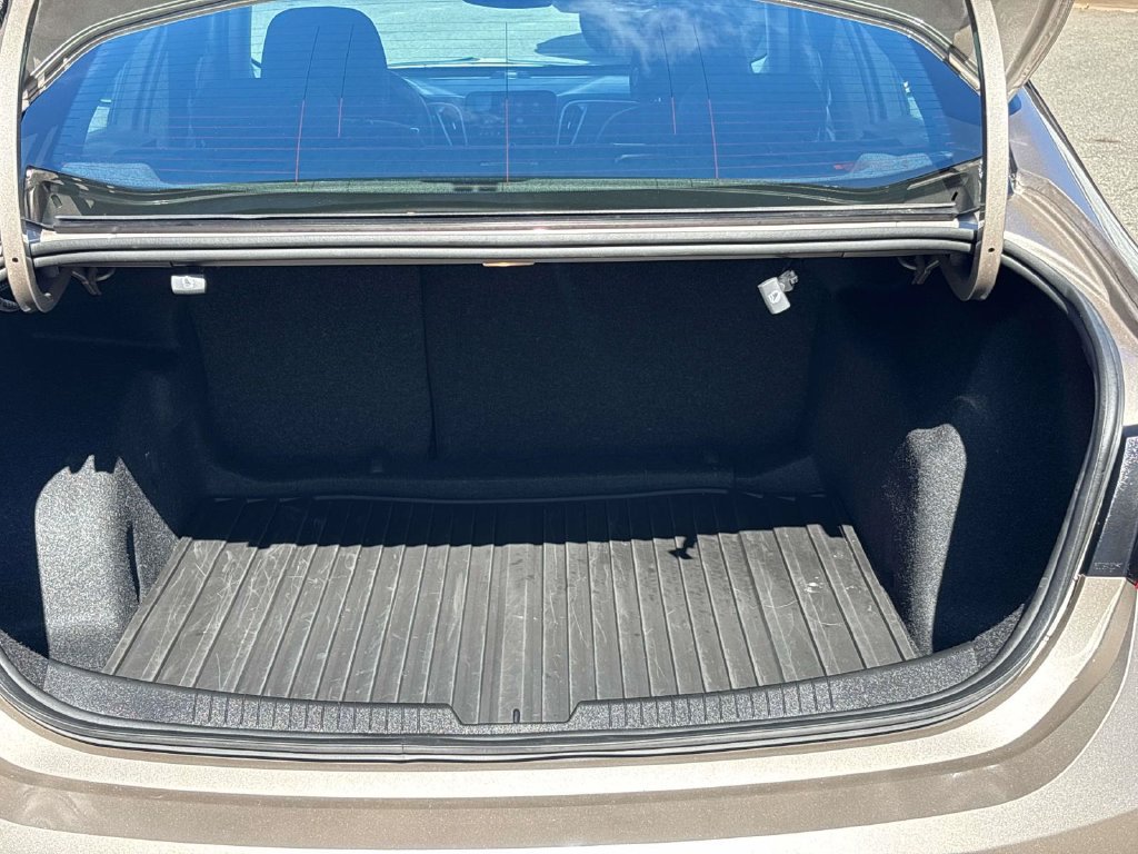Used 2024 Chevrolet Malibu RS w/ LPO, Floor Liner Package FWD image 14