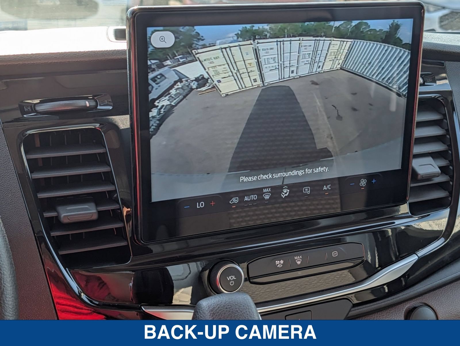 New 2025 Ford Transit 350 w/ Interior Upgrade Package RWD image 28
