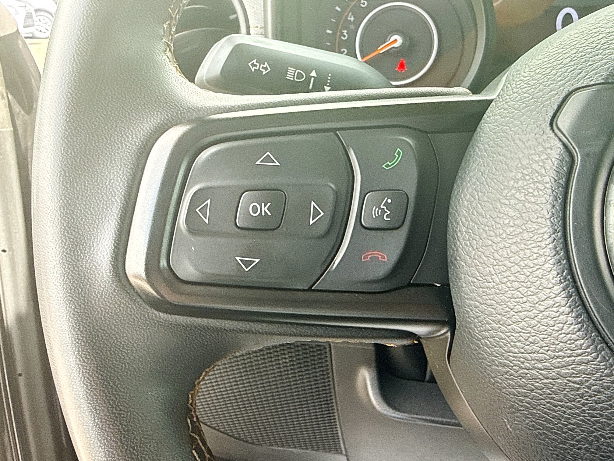 Used 2024 Jeep Wrangler Unlimited Sport AWD/4WD image 34