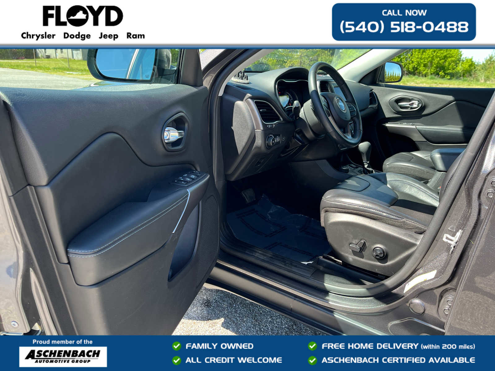 Used 2020 Jeep Cherokee Latitude Plus w/ Comfort/Convenience Group AWD/4WD image 9