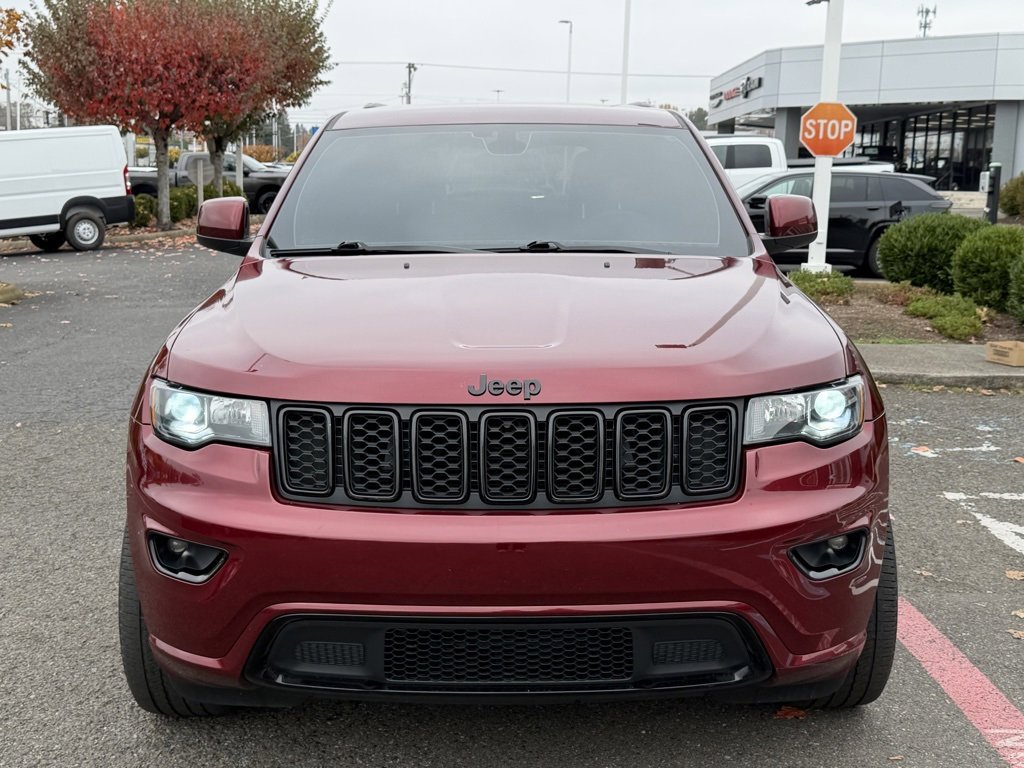 Used 2021 Jeep Grand Cherokee Laredo X image 4