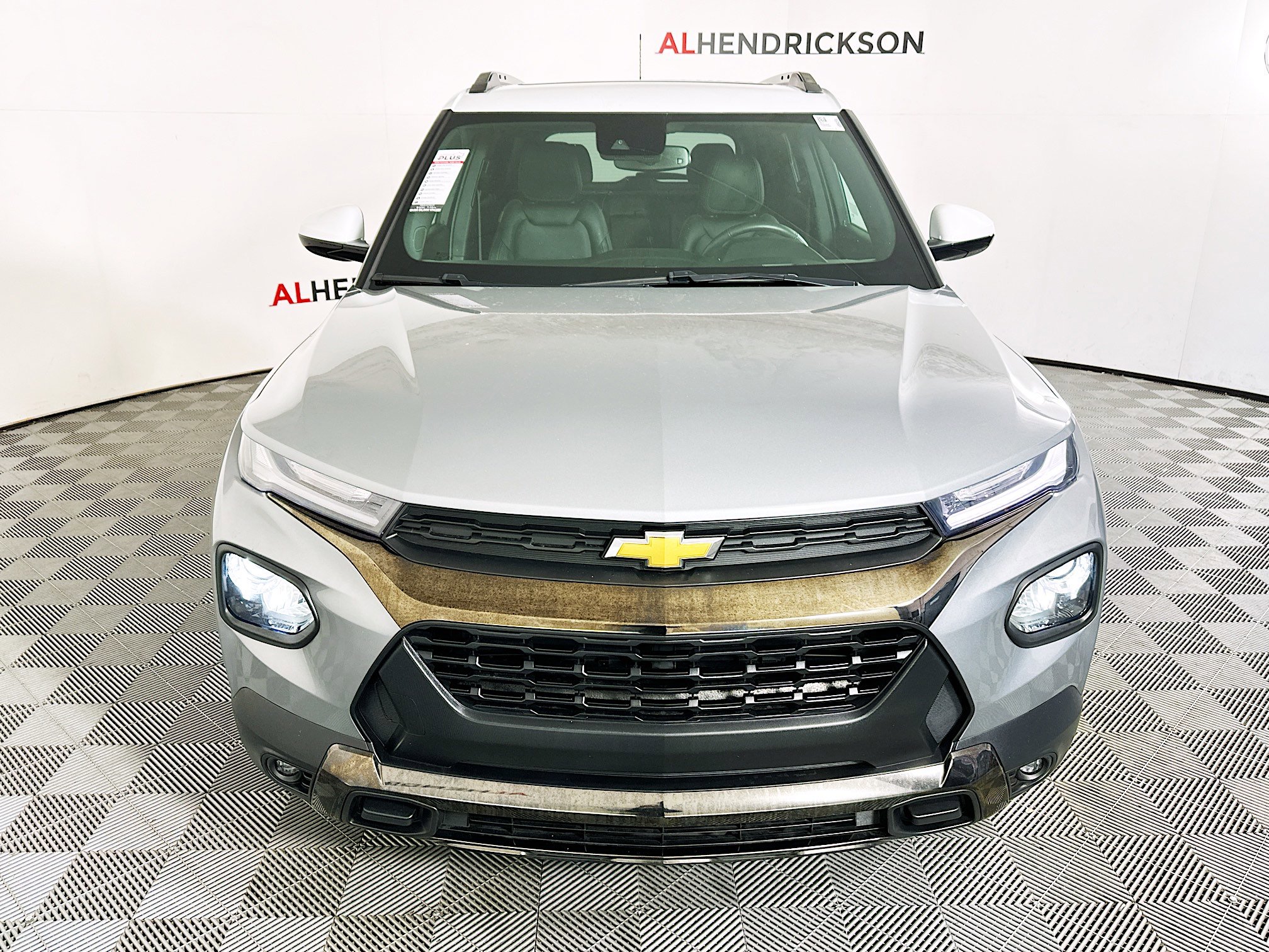 Used 2023 Chevrolet TrailBlazer ACTIV w/ Sun and Liftgate Package image 8