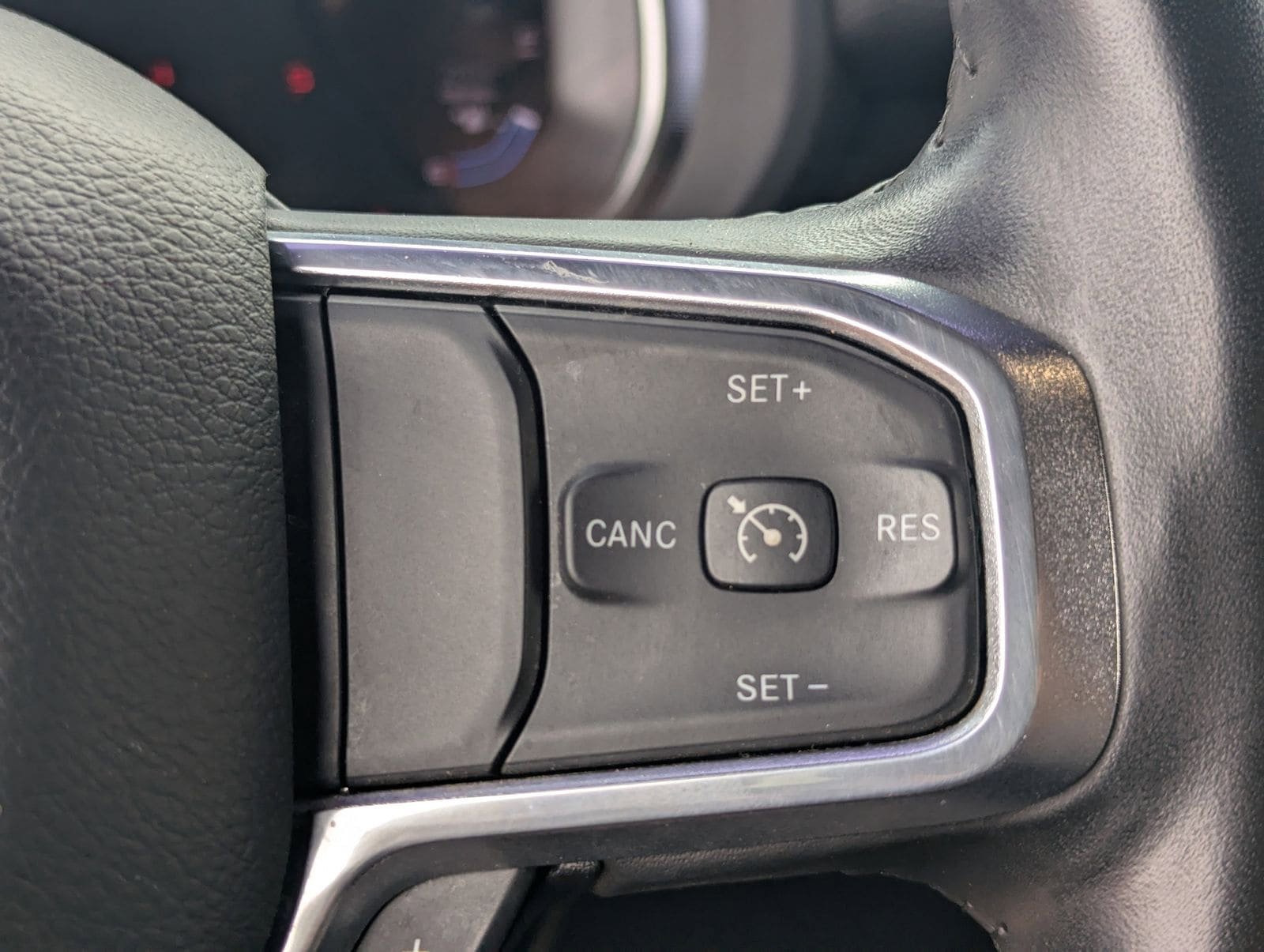 Used 2024 RAM 3500 Laramie w/ Night Edition AWD/4WD image 28