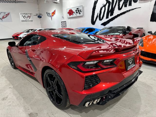 Used 2024 Chevrolet Corvette Stingray Preferred Cpe w/ Z51 Performance Package image 3