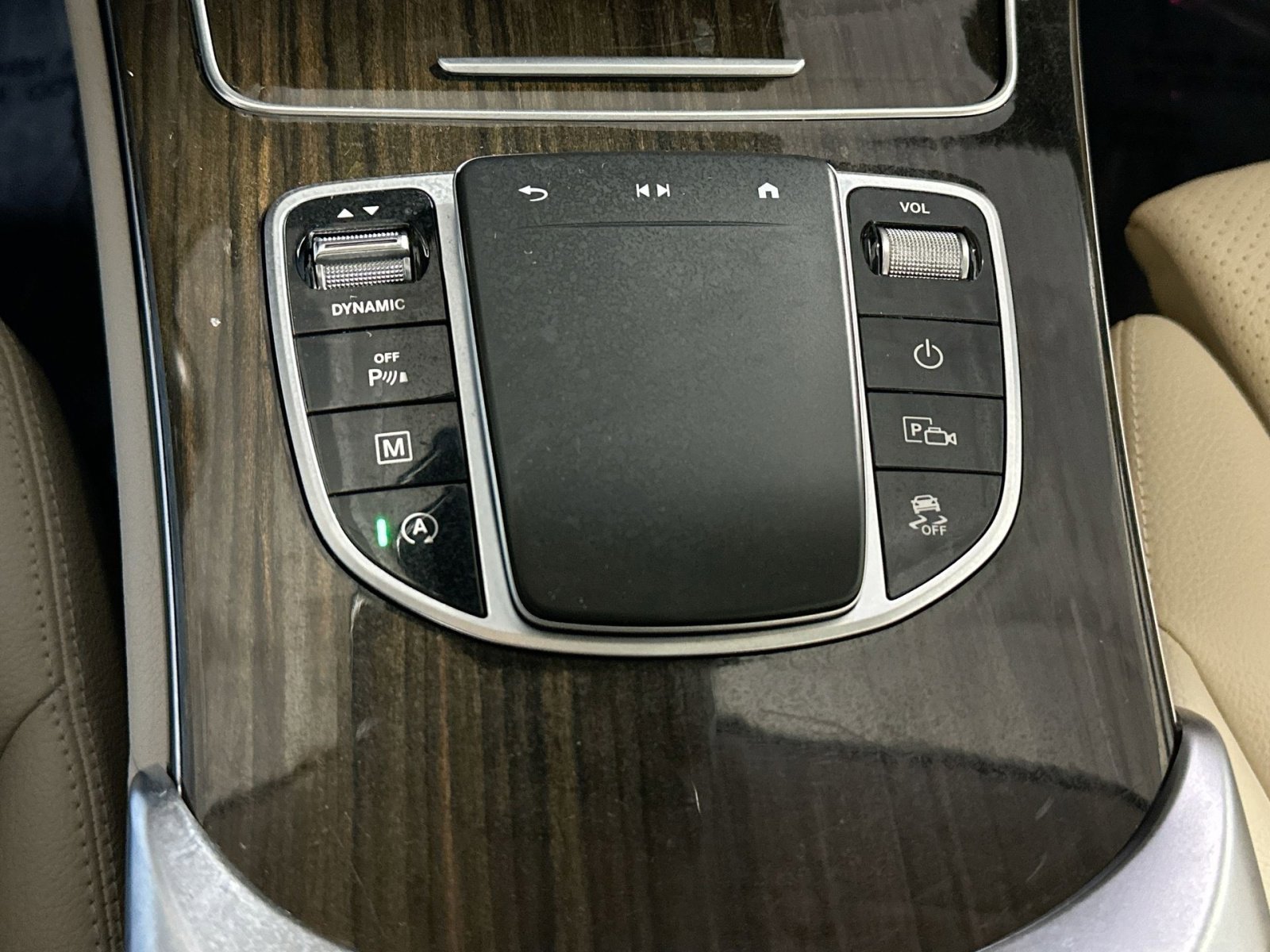 Used 2021 Mercedes-Benz GLC 300 4MATIC w/ Multimedia Package image 30