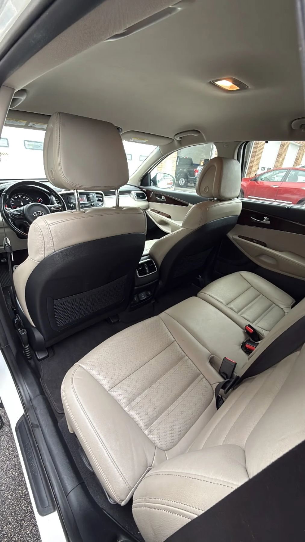 Used 2016 Kia Sorento EX w/ EX Premium Package image 24