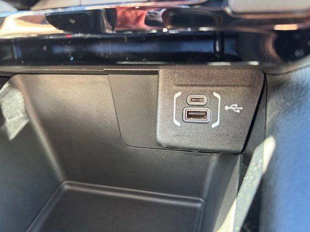 New 2026 Jeep Compass Limited image 30