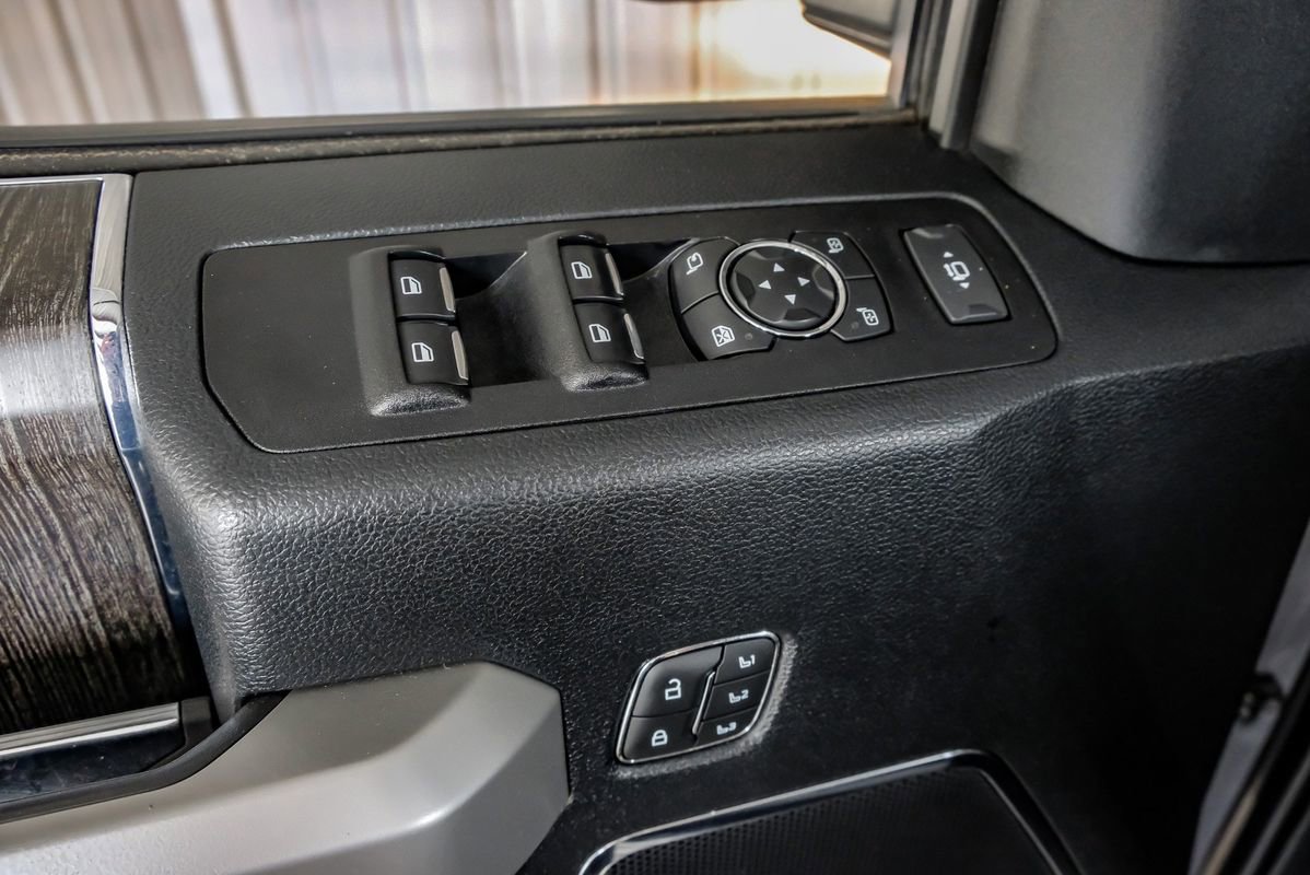 Used 2021 Ford F250 Lariat w/ Lariat Ultimate Package image 44