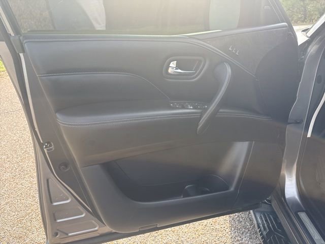 Used 2021 INFINITI QX80 Luxe image 17