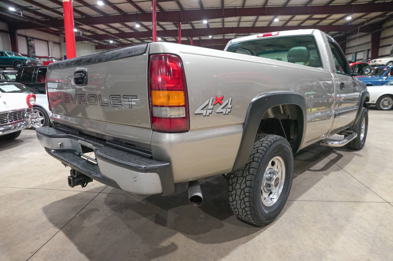Used 2001 Chevrolet Silverado 2500 4x4 Regular Cab image 8