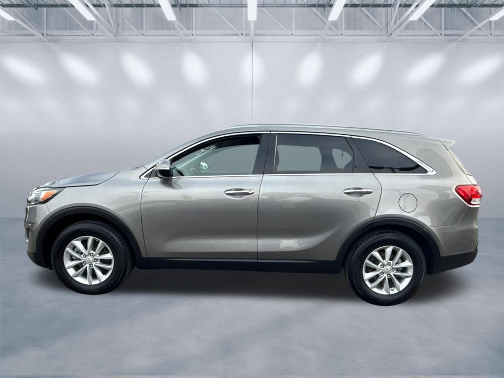 Used 2016 Kia Sorento FWD image 3