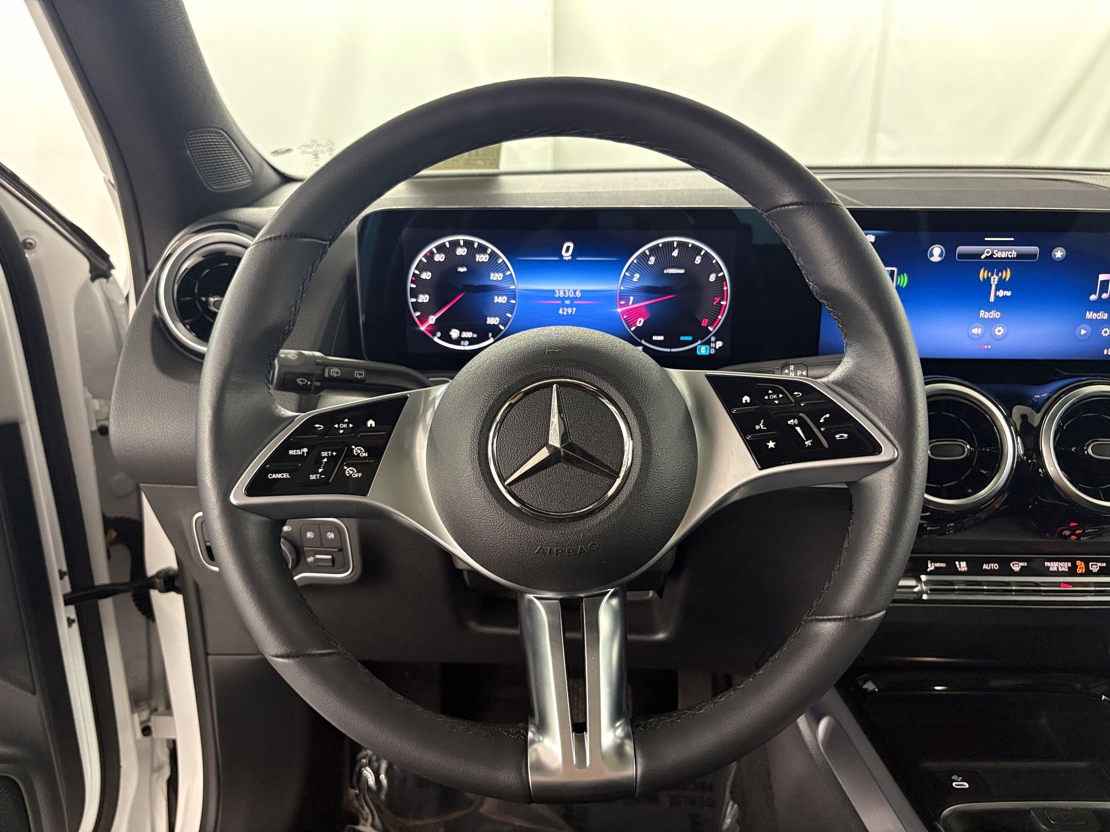 Certified 2026 Mercedes-Benz GLB 250 image 11