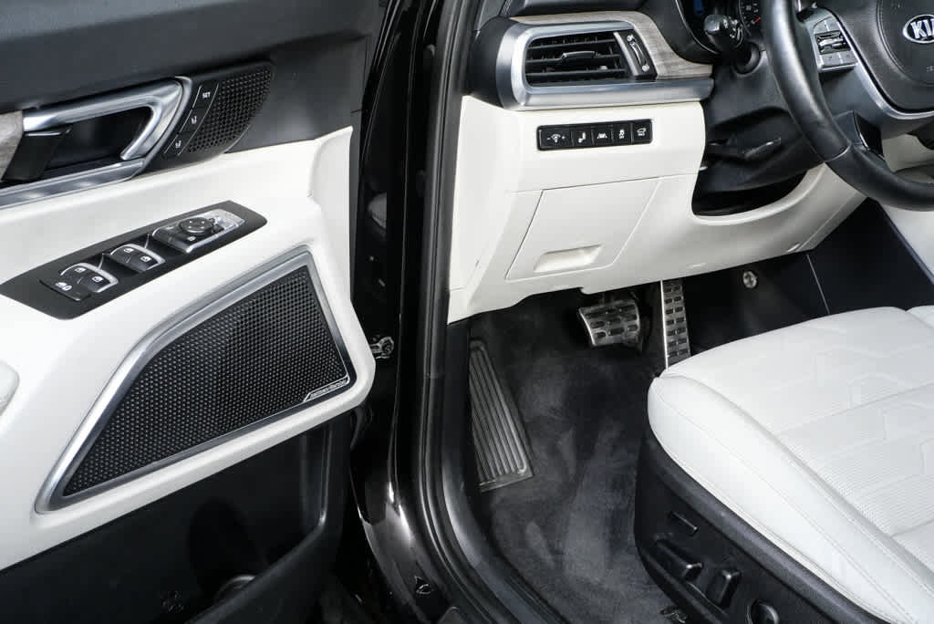 Used 2021 Kia Telluride SX w/ SX Prestige Package image 5