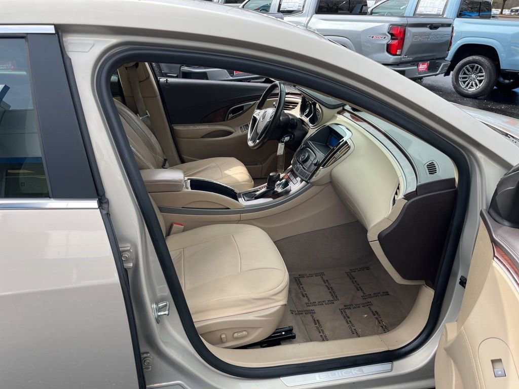 Used 2011 Buick LaCrosse CXL image 37