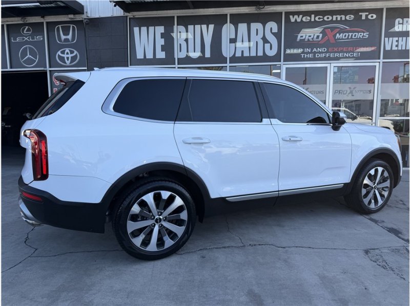 Used 2022 Kia Telluride EX w/ EX Premium Package FWD image 64