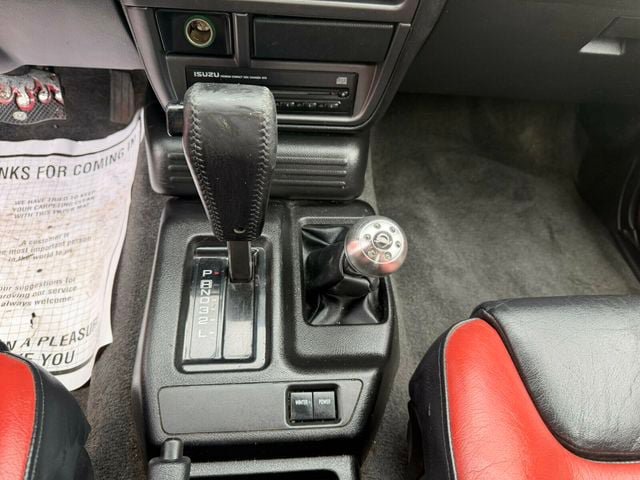 Used 1999 Isuzu VehiCROSS AWD/4WD image 19