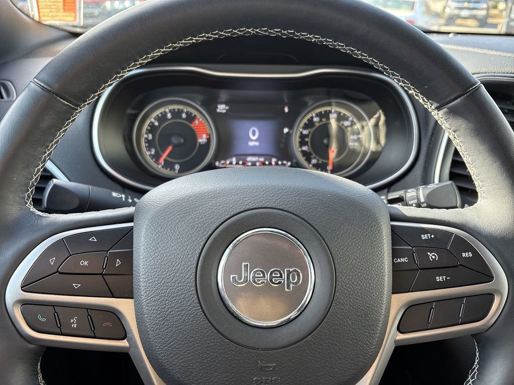 Used 2021 Jeep Cherokee Latitude Lux 80th Anniv w/ Quick Order Package 26U 80TH image 14