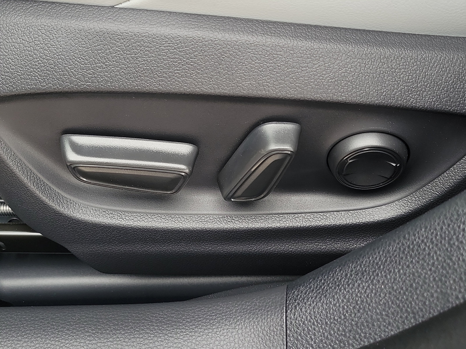 New 2026 Toyota Corolla XSE FWD image 13