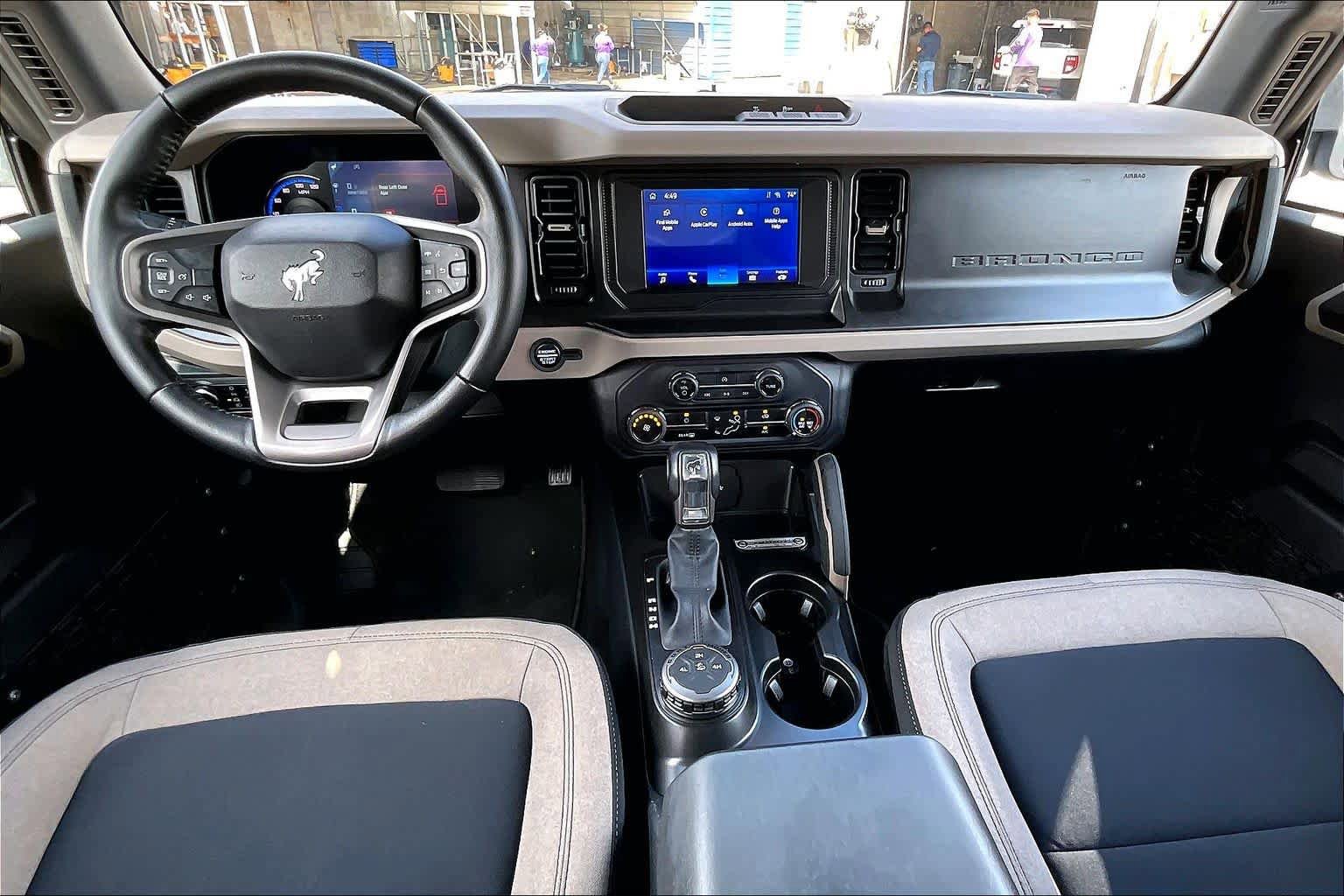 Used 2023 Ford Bronco Big Bend image 18