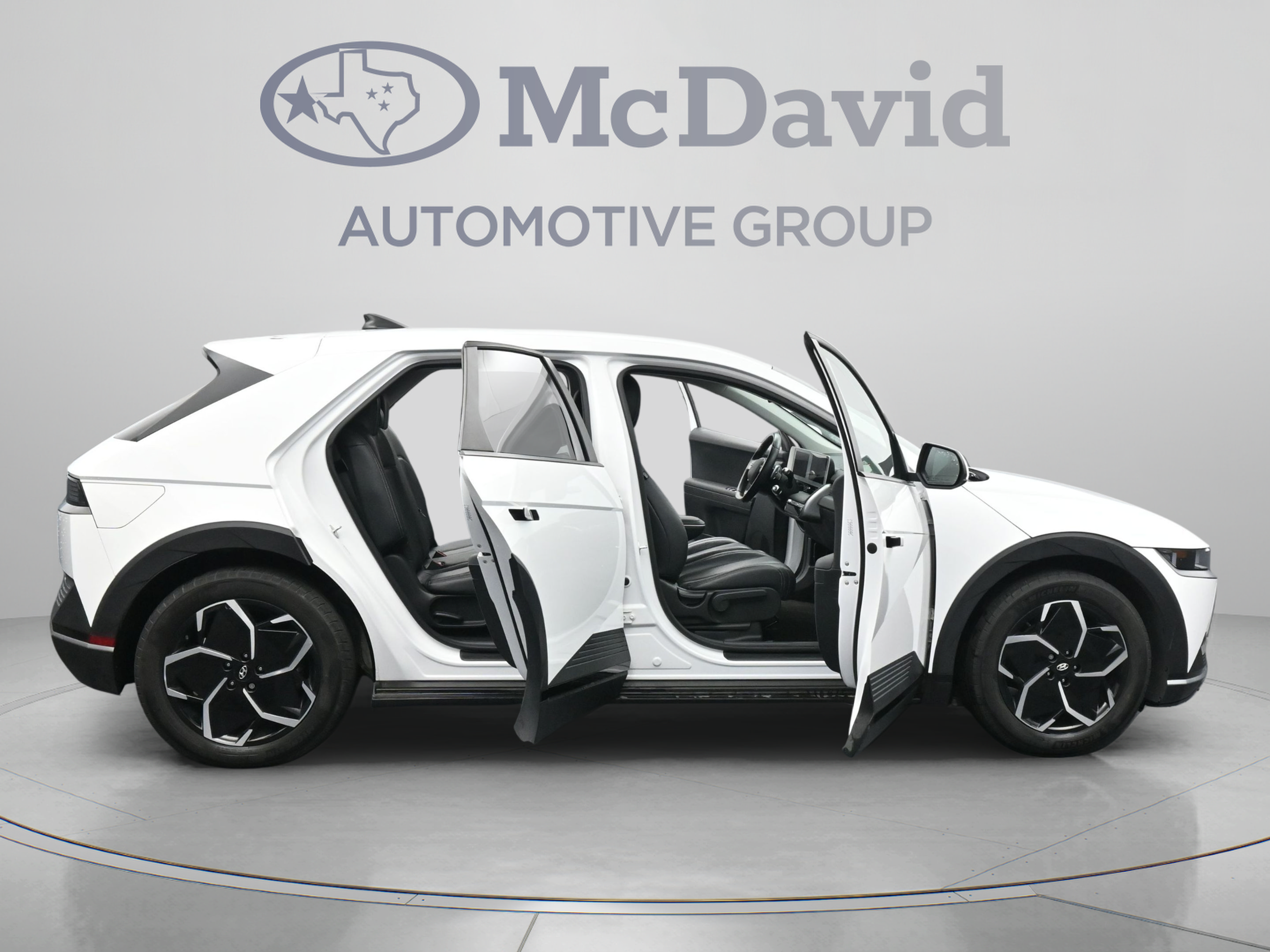Used 2024 Hyundai Ioniq 5 SEL RWD image 40