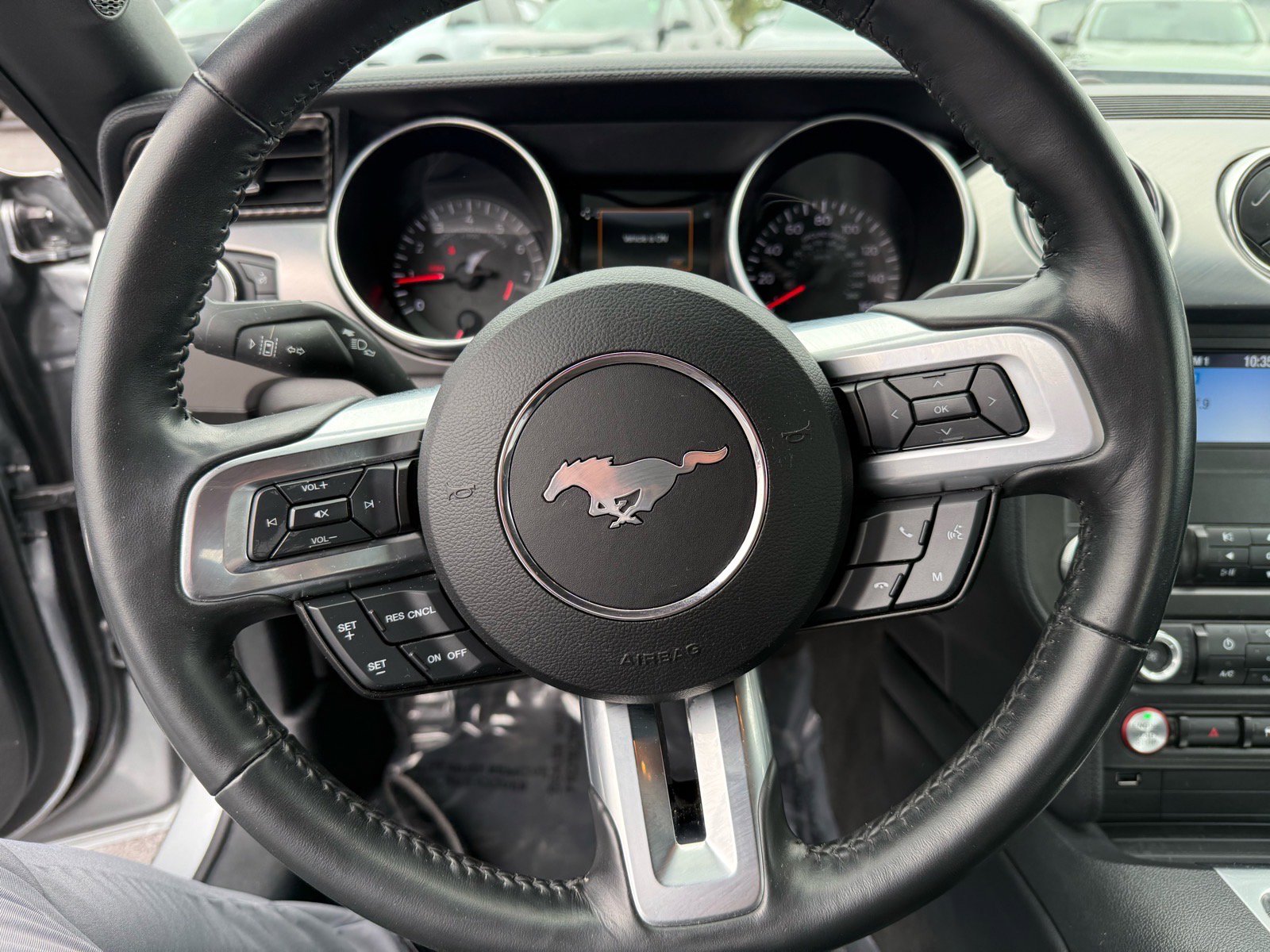 Used 2022 Ford Mustang GT RWD image 21