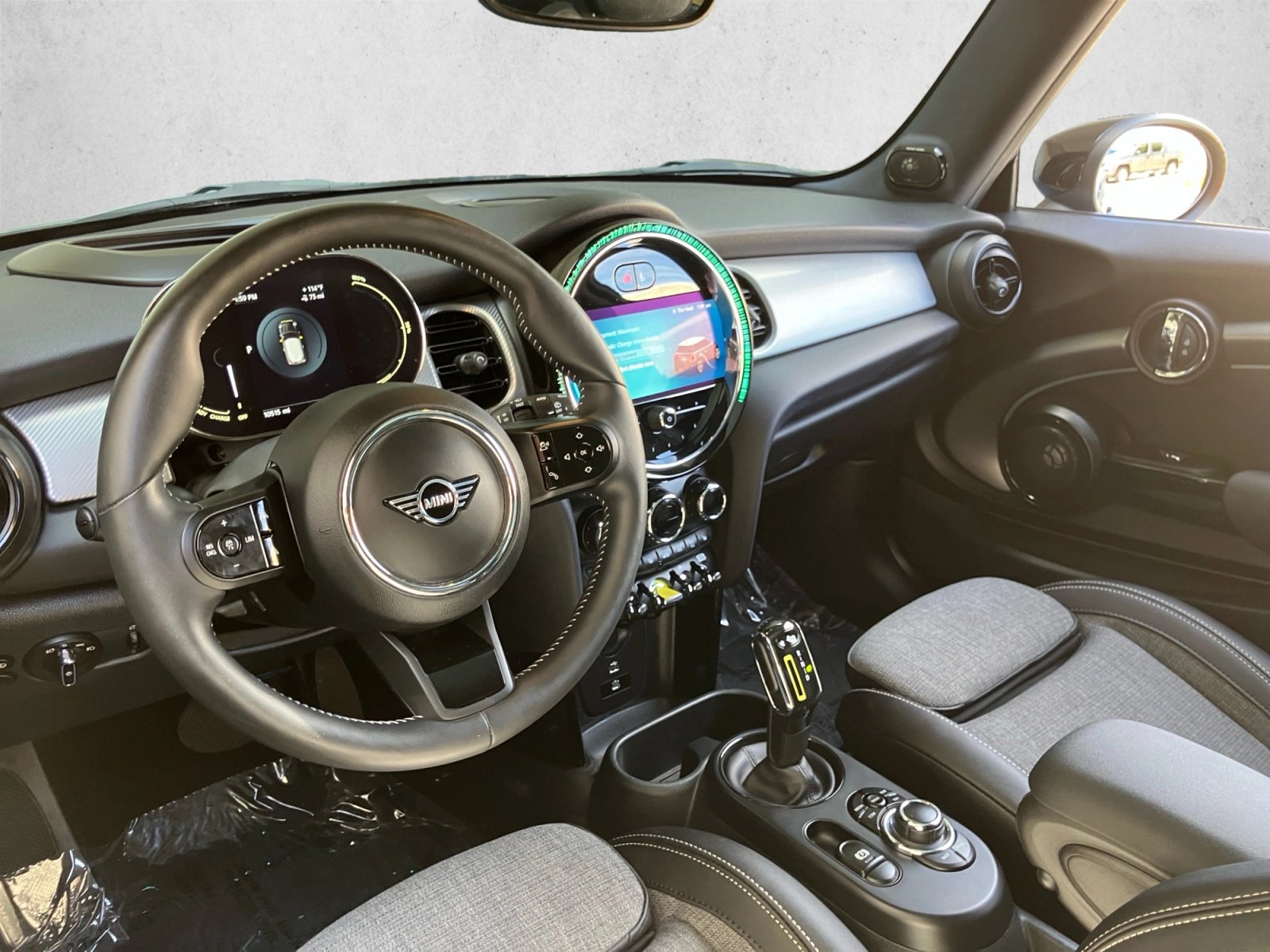 Used 2024 MINI Cooper SE FWD image 10