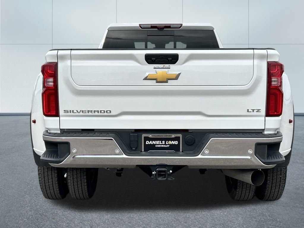 Used 2025 Chevrolet Silverado 3500 LTZ w/ LTZ Plus Package image 30
