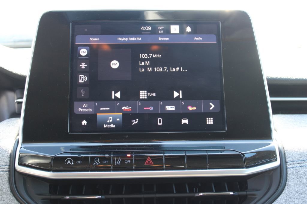 Used 2022 Jeep Compass Latitude image 19