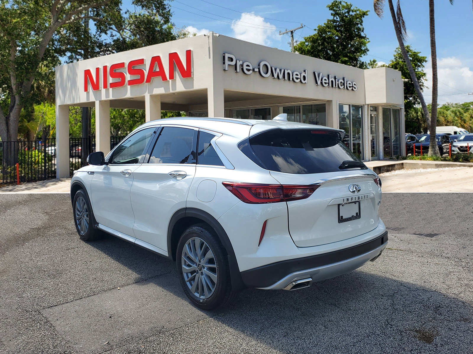 Used 2024 INFINITI QX50 Luxe image 6