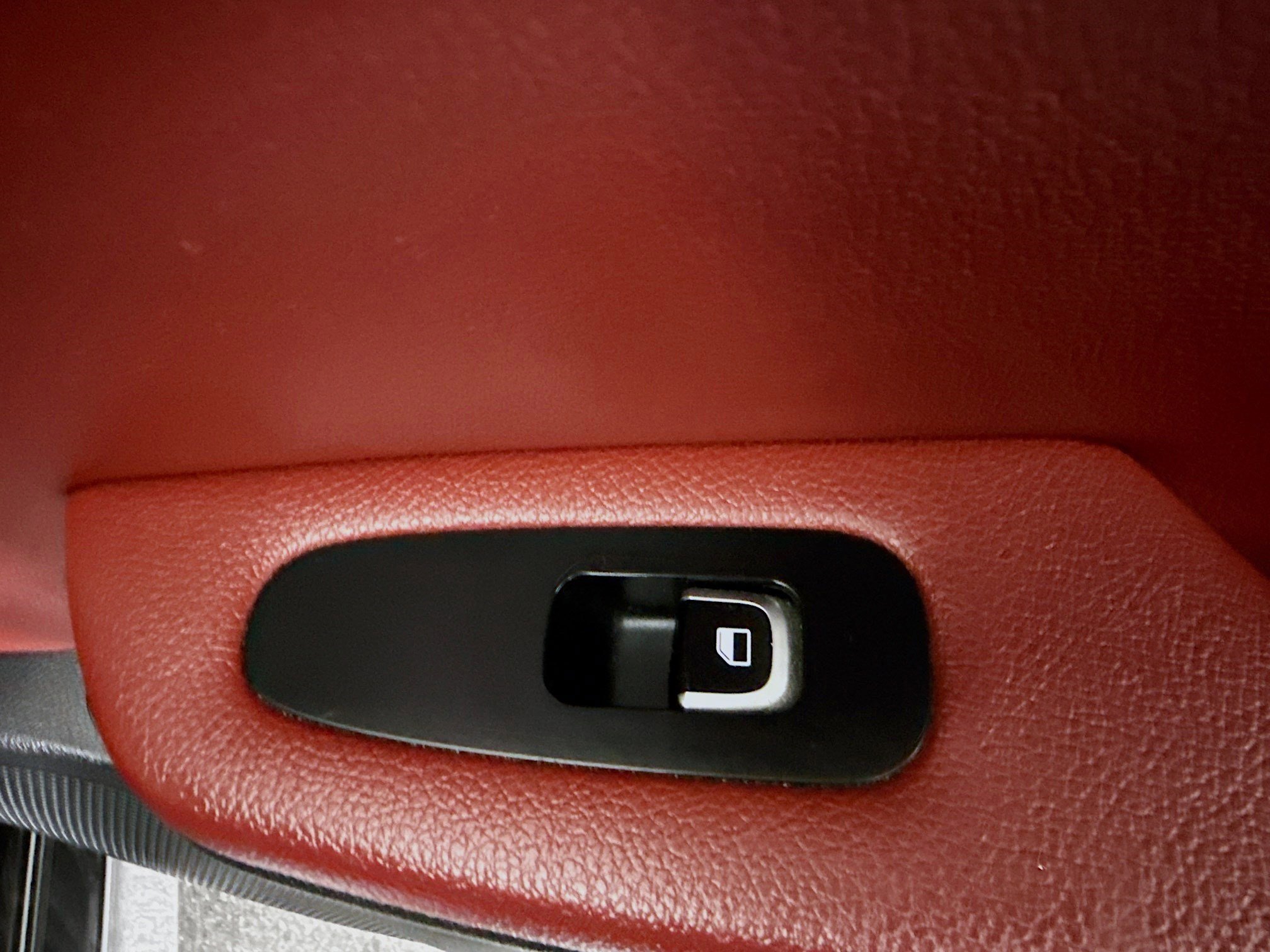 Used 2023 Kia Stinger GT-Line w/ Sun & Sound Package image 31